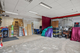 250 2nd Ave S, Minneapolis, MN for lease Interior Photo- Image 2 of 29