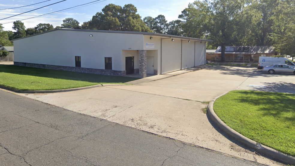 3710 Jefferson Ave, Texarkana, AR for lease - Building Photo - Image 1 of 10