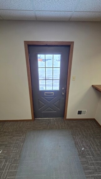 More details for 1710 Lincoln Ave, Spirit Lake, IA - Office for Lease