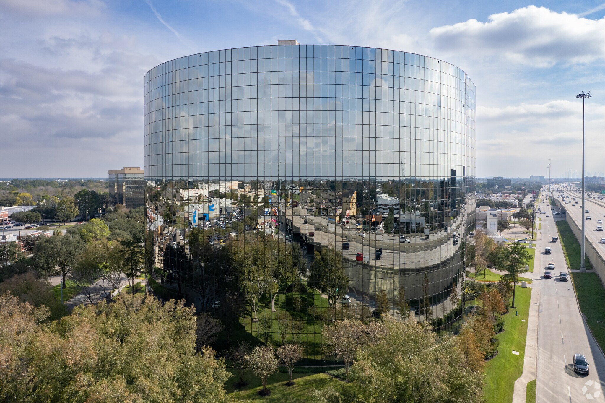 13430 Northwest Fwy, Houston, TX for lease Primary Photo- Image 1 of 27