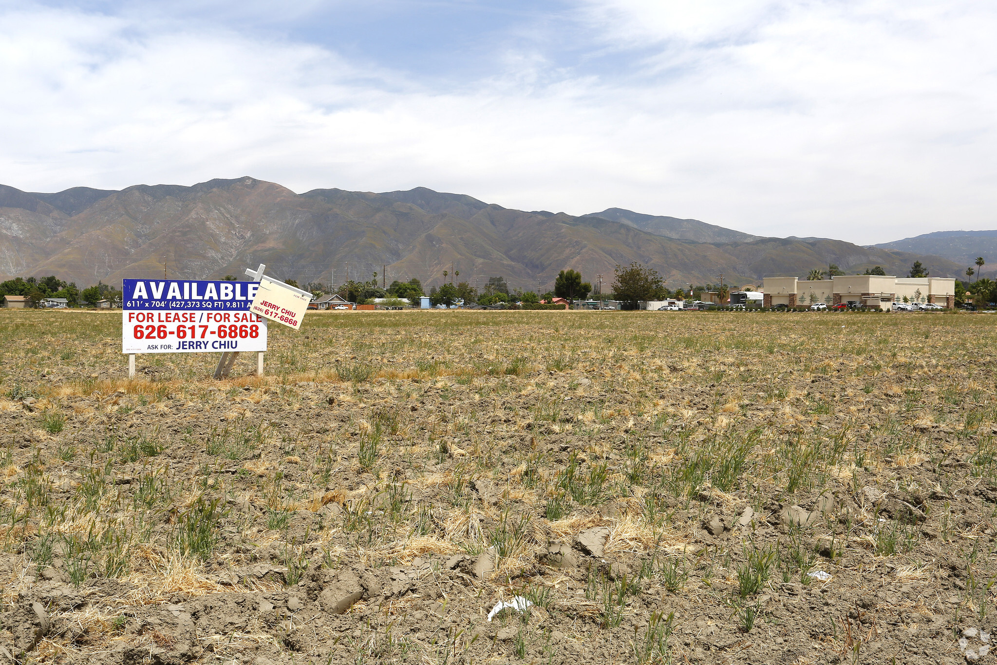 W Esplanade Ave Ave, San Jacinto, CA for sale Primary Photo- Image 1 of 1