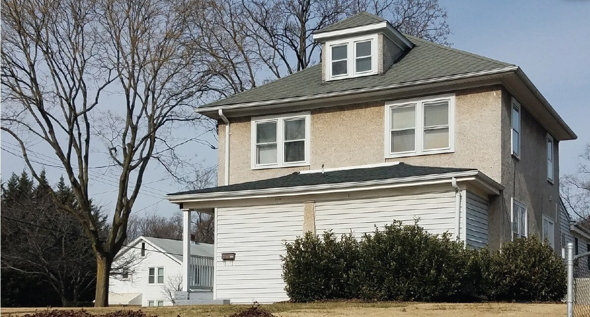 615 W Montgomery Ave, Rockville, MD 20850