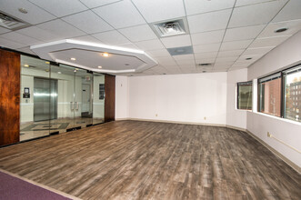 330 Main St, Hartford, CT for lease Interior Photo- Image 2 of 5