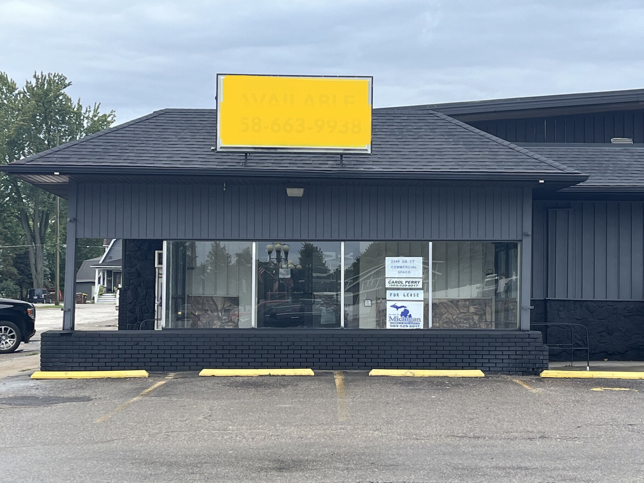 110 S Chapman St, Chesaning, MI for sale Building Photo- Image 1 of 1