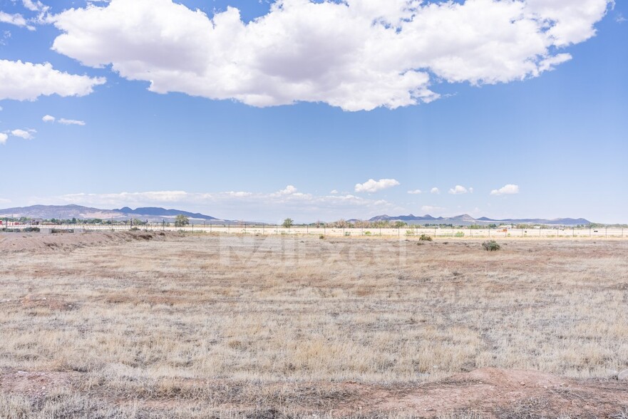 595 Aviation Way, Cedar City, UT for sale - Building Photo - Image 1 of 4