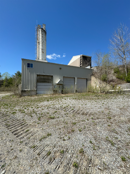 120 Bond Brook Rd, Augusta, ME for sale - Primary Photo - Image 1 of 6