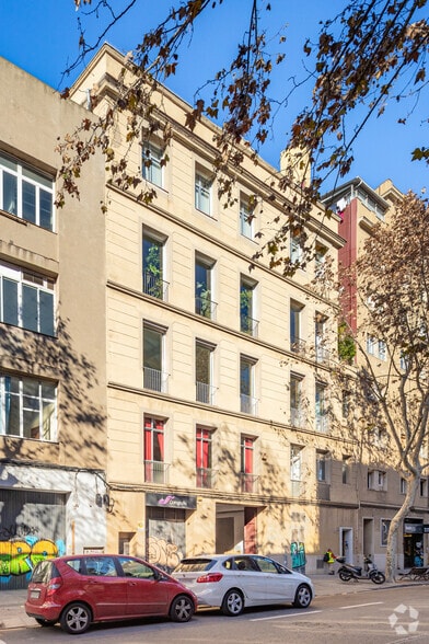 Carrer de Llull, 109, Barcelona, Barcelona for lease - Building Photo - Image 2 of 4