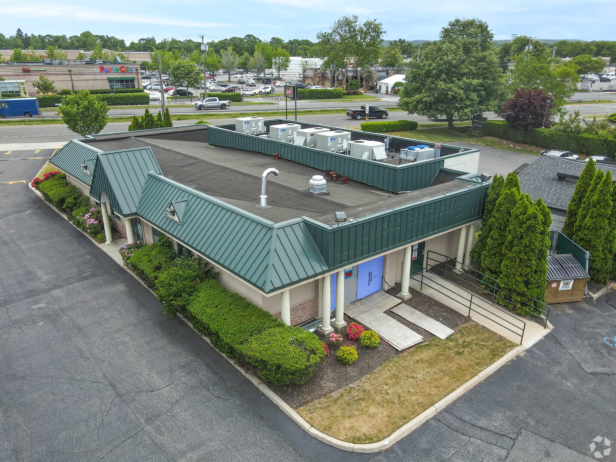 500 Commack Rd Commack Ny - j2g6p38