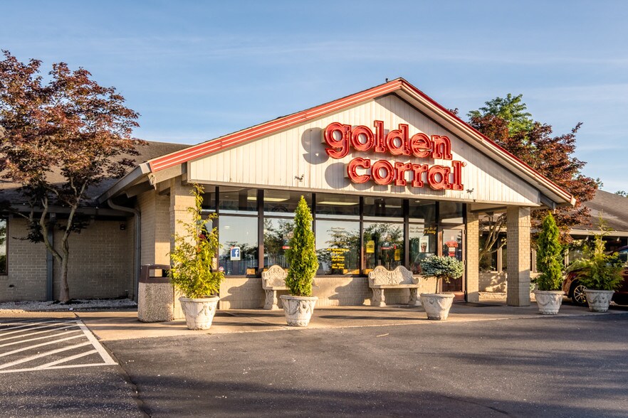 2335 E Market St, Harrisonburg, VA for sale - Building Photo - Image 1 of 1