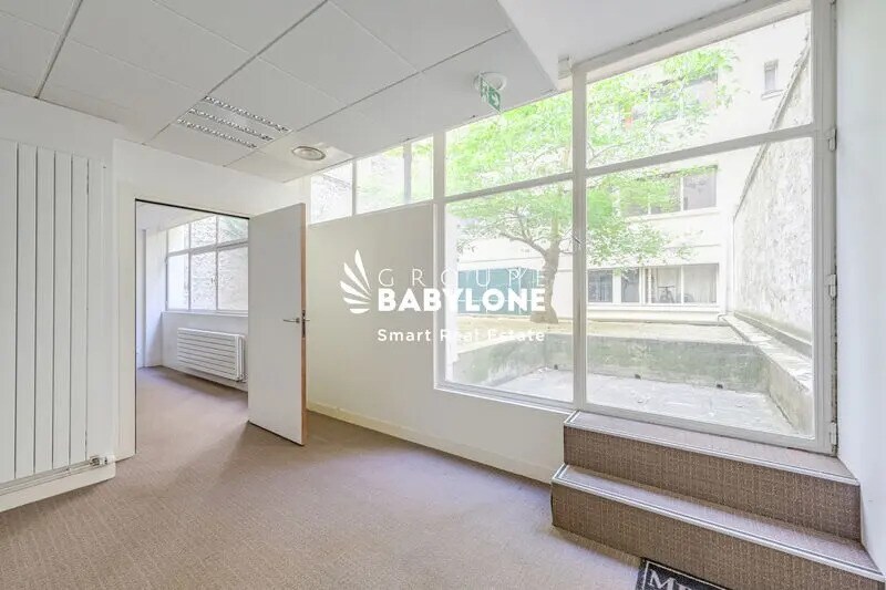 52 Rue Ribera, Paris for sale - Interior Photo - Image 2 of 6