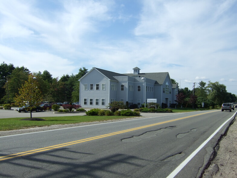 324 Cummings Rd, South Portland, ME for lease - Building Photo - Image 1 of 3