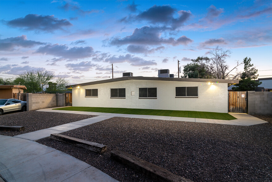 914 S Kenwood Cir, Tempe, AZ for sale - Building Photo - Image 1 of 38