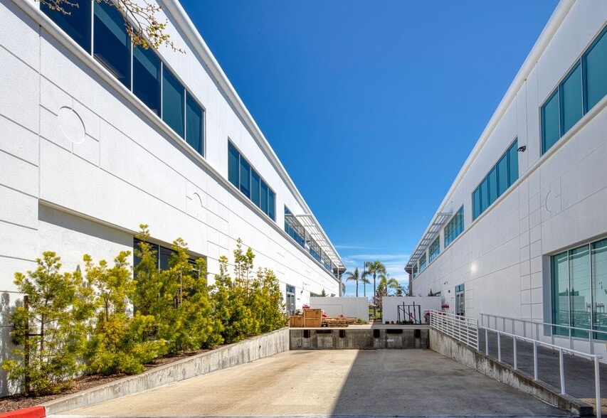 2130 Gold St, San Jose, CA for lease - Building Photo - Image 2 of 6