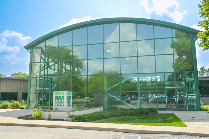 888 Dayton St, Yellow Springs, OH for lease - Building Photo - Image 1 of 38