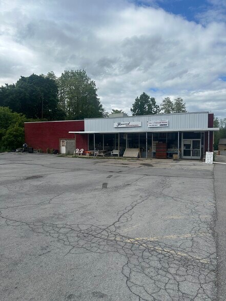 133 William St, Palmyra, NY for sale - Building Photo - Image 1 of 1