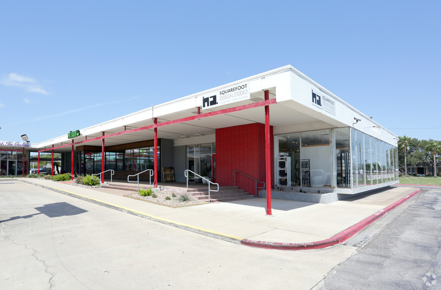 3765 S Alameda St, Corpus Christi, TX for lease - Primary Photo - Image 2 of 2