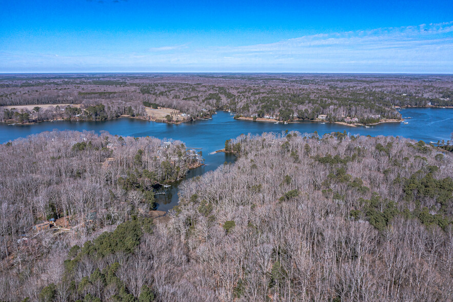 407 Loblolly Rd, Weems, VA for sale - Primary Photo - Image 1 of 14