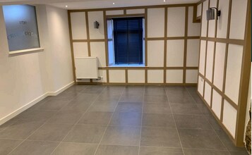 18 Main St, Barrhill for lease Interior Photo- Image 2 of 4