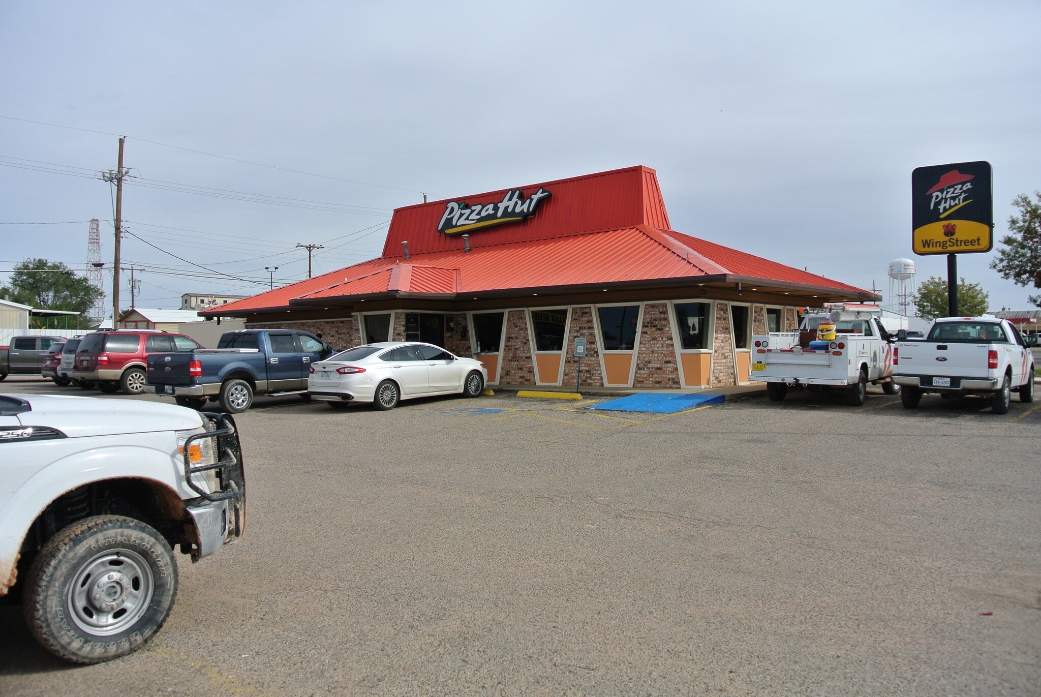 220 W Broadway St, Denver City, TX for sale Building Photo- Image 1 of 1