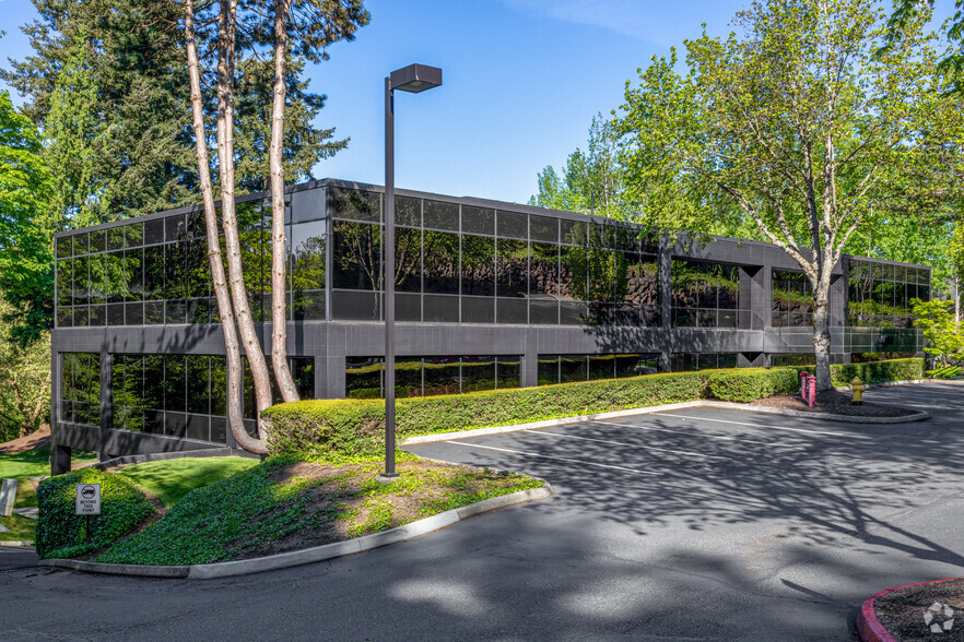 4010 Lake Washington Blvd NE, Kirkland, WA for lease - Building Photo - Image 2 of 15