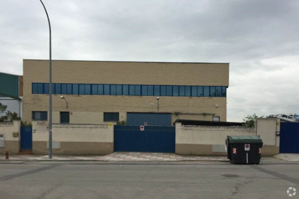 Industrial in El Álamo, Madrid for sale Primary Photo- Image 1 of 1