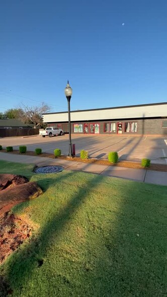 701 S Kelly Ave, Edmond, OK for sale - Commercial Listing Video - Image 3 of 6