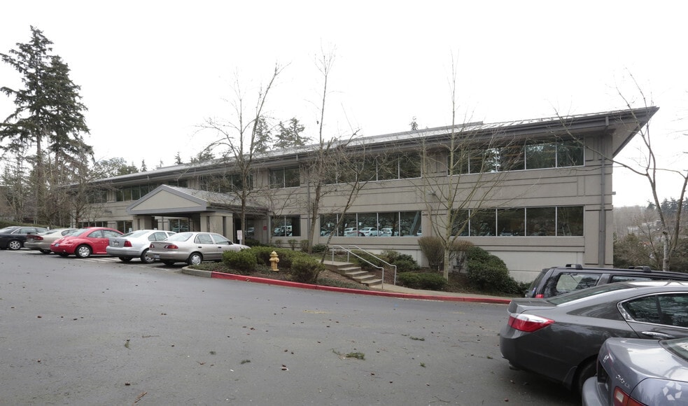 12822 SE 32nd St, Bellevue, WA for lease - Building Photo - Image 1 of 11