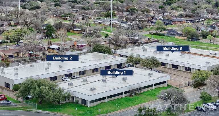 10290 Monroe Dr, Dallas, TX for lease - Building Photo - Image 1 of 2