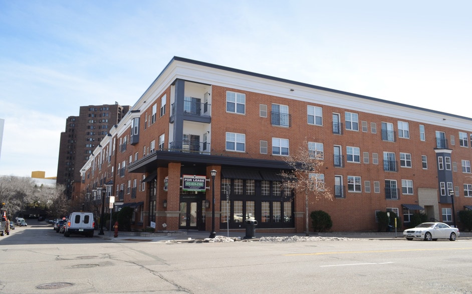 1301 Harmon Pl, Minneapolis, MN for sale - Primary Photo - Image 1 of 1