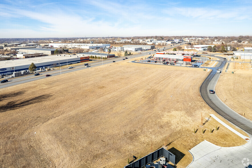 NE 132nd & I St, Omaha, NE for sale - Primary Photo - Image 1 of 1