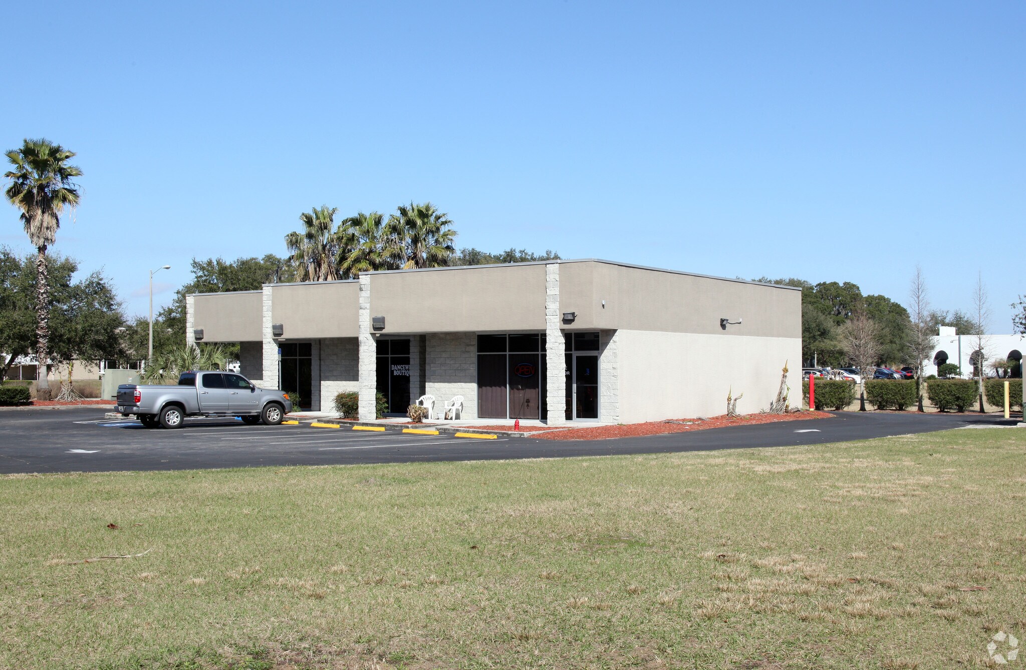 2504 Walden Woods Dr, Plant City, FL 33566