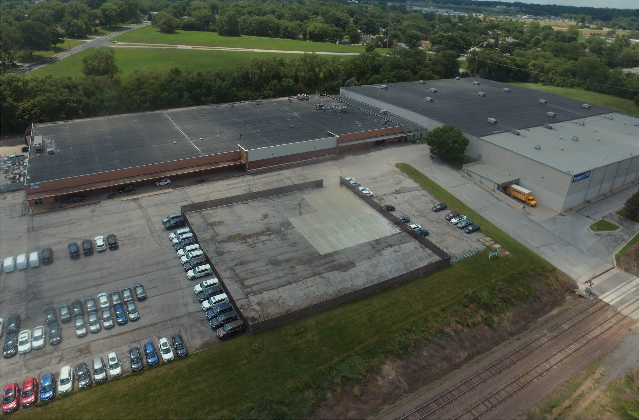 1000-1100 Fort Crook Rd N, Bellevue, NE for sale Building Photo- Image 1 of 1