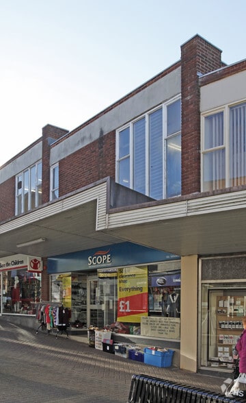 20 Peckingham St, Halesowen for lease - Building Photo - Image 2 of 2