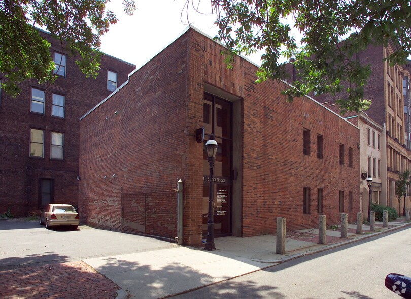 11-21 Stockbridge St, Springfield, MA for sale - Primary Photo - Image 1 of 1