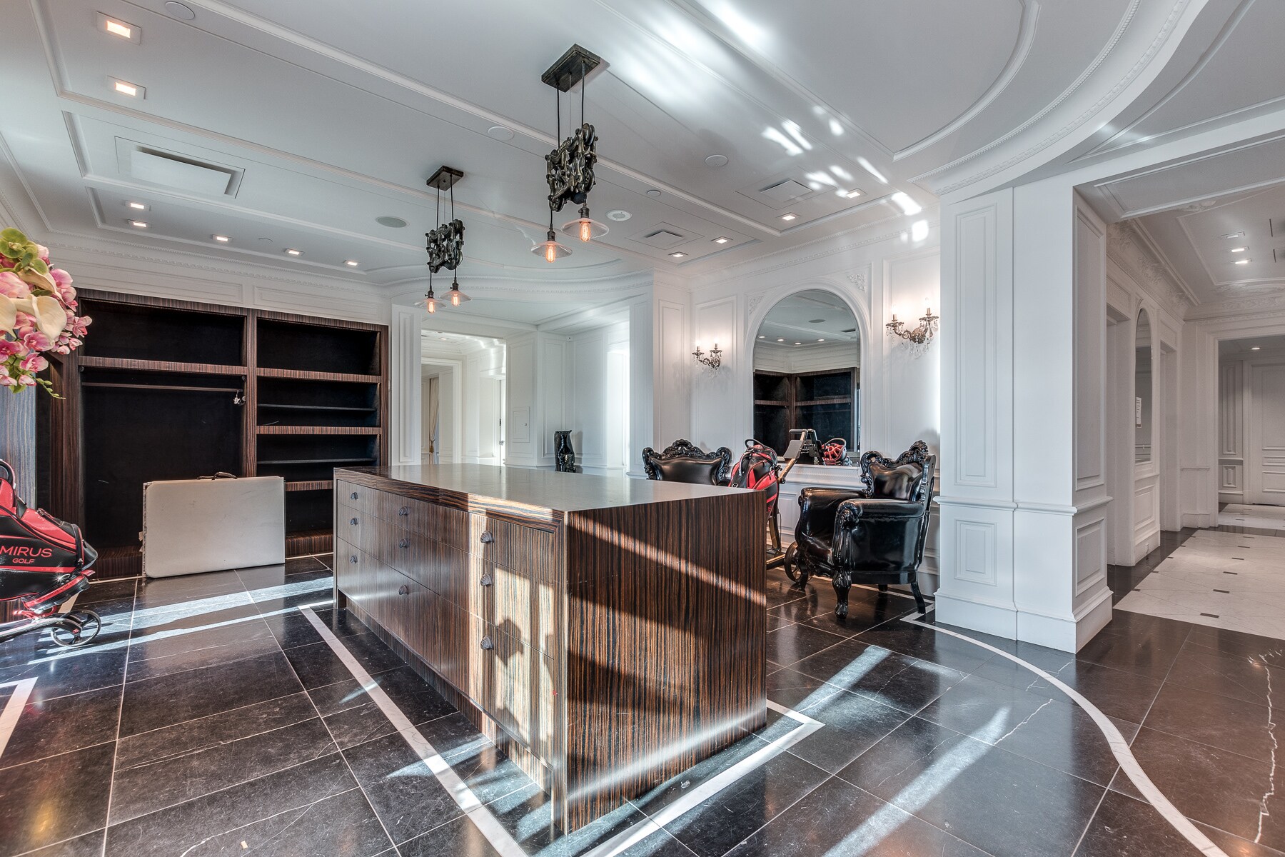 6081 No. 3 Rd, Richmond, BC V6Y 2B2 Office for Sale