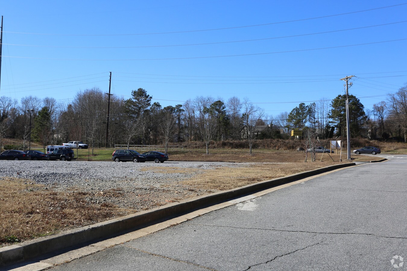 3902 Canton Rd, Marietta, GA 30066