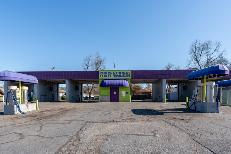 Car Wash portfolio of 4 properties for sale on LoopNet.com - Building Photo - Image 2 of 74