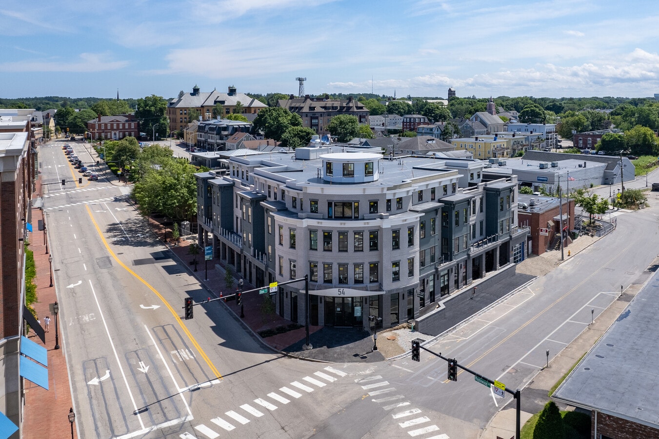 46 Maplewood Ave, Portsmouth, NH 03801