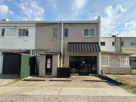 24 E Andrews Dr NW, Atlanta GA - Storefront Property