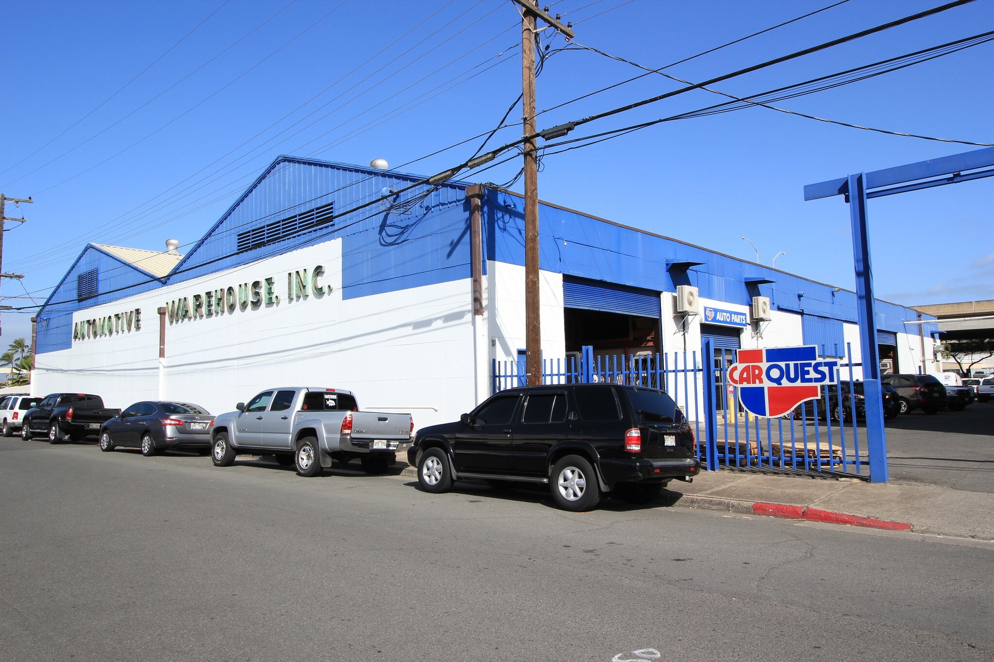 2736 Waiwai Loop, Honolulu, HI for sale Primary Photo- Image 1 of 1