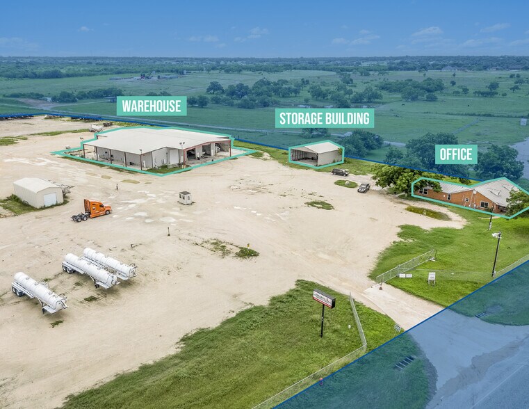 972 Tx123, Stockdale, TX 78160