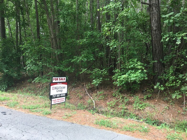 1880 Millville Rd, Chesapeake, VA 23323