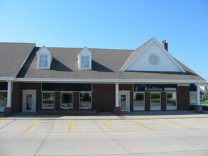 3520 Village Dr, Lincoln, NE for lease Building Photo- Image 2 of 3