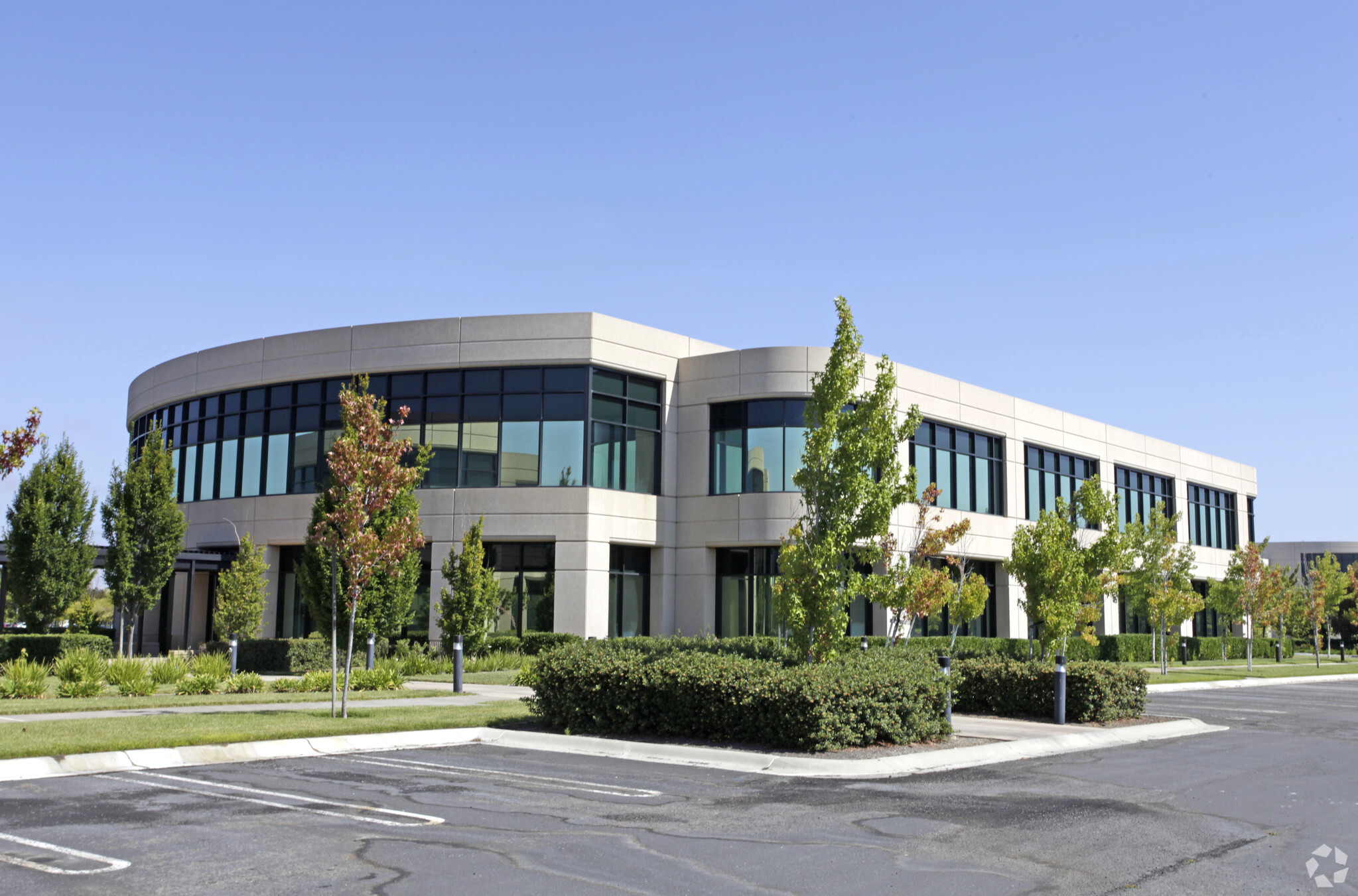 6800 Dumbarton Cir, Fremont, CA for lease Primary Photo- Image 1 of 4