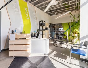 808 S Vanguard Way, Meridian, ID for sale Interior Photo- Image 2 of 9