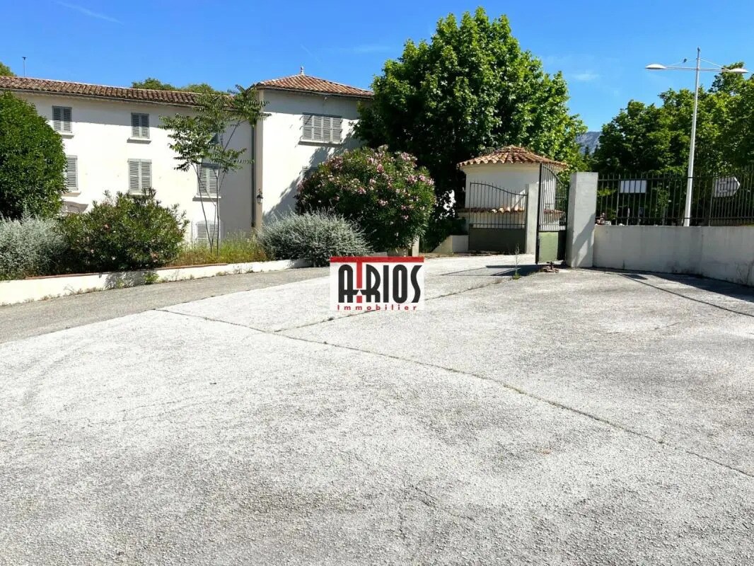 Office in Toulon for sale Building Photo- Image 1 of 14