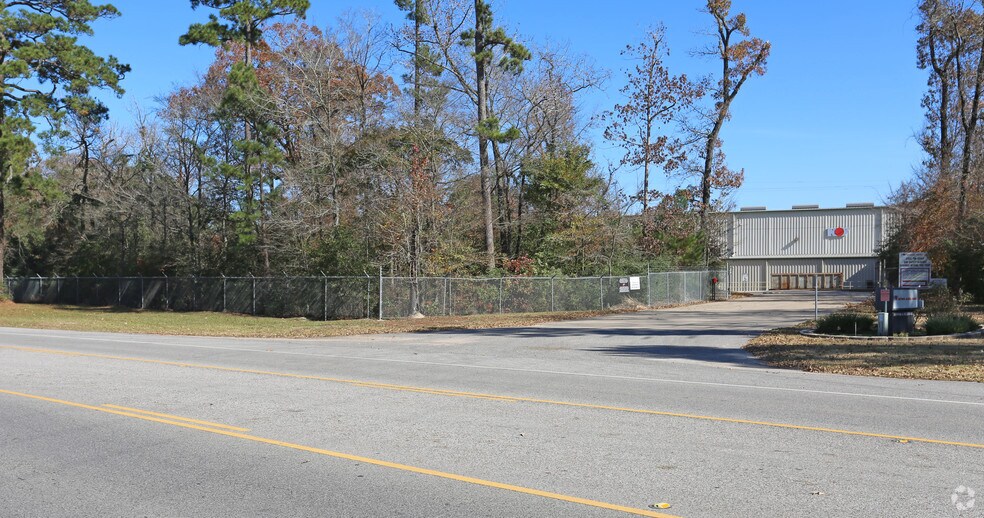 10586 Highway 75 N, Willis, TX for sale - Building Photo - Image 3 of 8