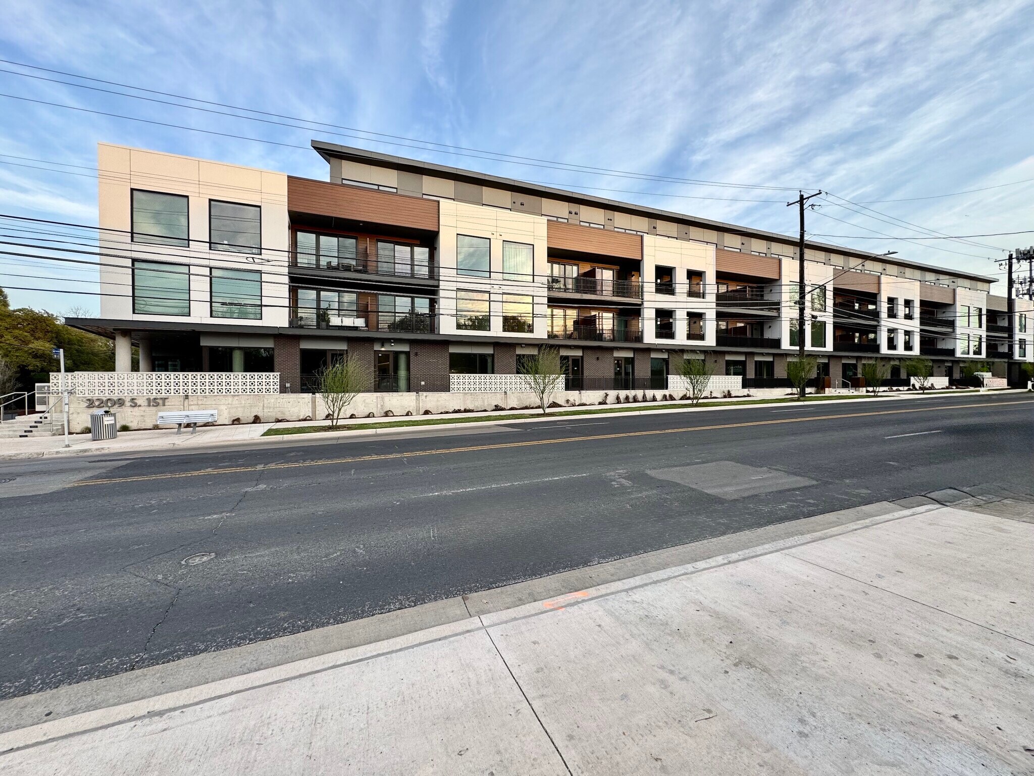 2209 S First St, Austin, TX for lease Building Photo- Image 1 of 16