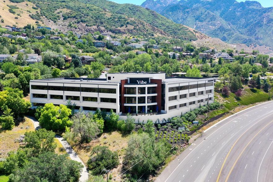 6440 S Wasatch Blvd, Salt Lake City, UT for lease - Building Photo - Image 2 of 27