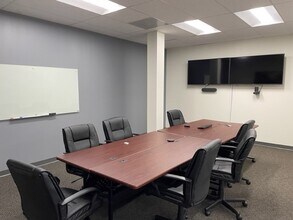 6340 Center Dr, Norfolk, VA for lease Interior Photo- Image 2 of 16